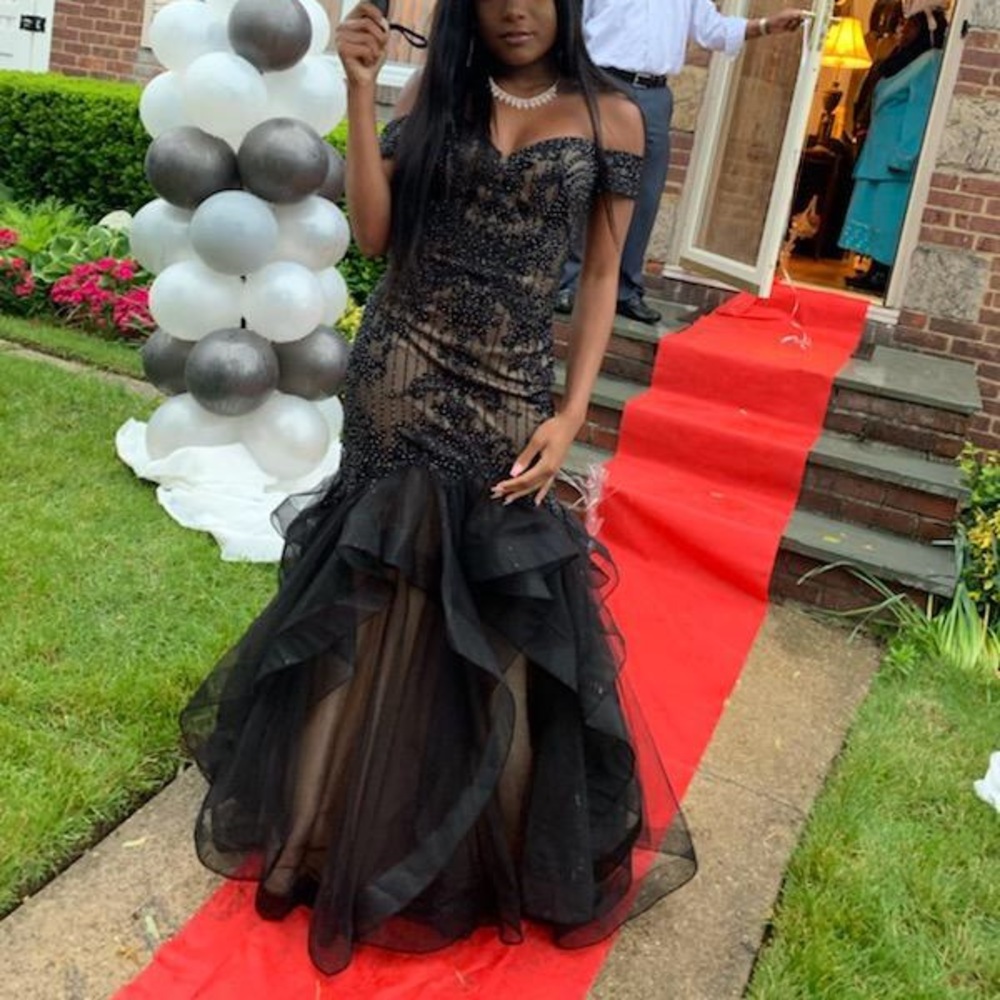 Black and Nude beaded tiered prom dress - Picture 6 of 8